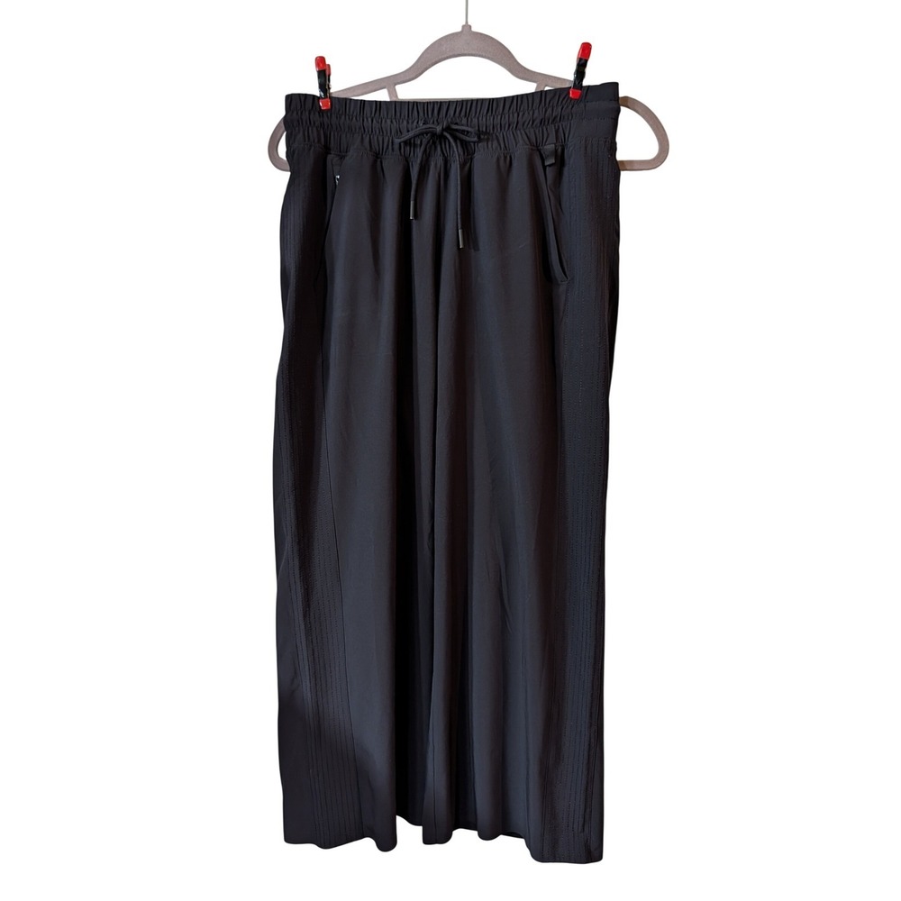 Athleta Avenue Wide Leg Crop Pant Black Size 4 Drawstring Pockets Travel Casual